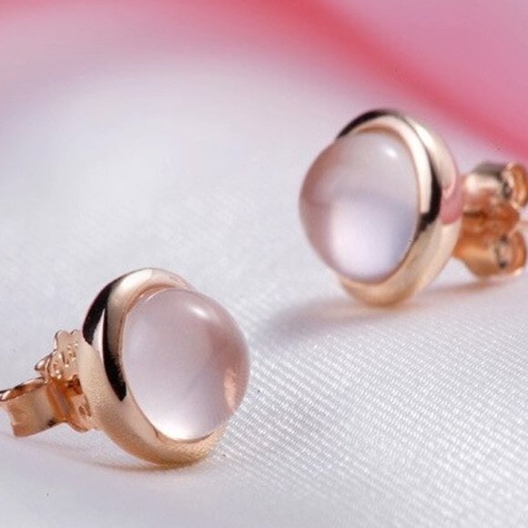 Rose gold blush pin crystal elegant stud earrings - Picture 4 of 4